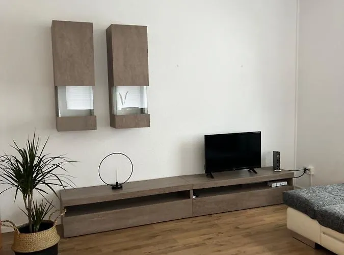 F&m In Appartement *